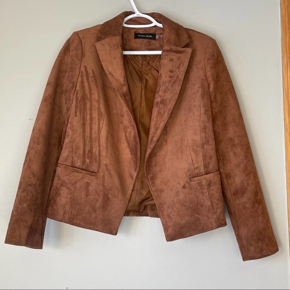 Ivanka Trump Jackets & Blazers - Ivanka Trump Brown Suede Blazer Size 6